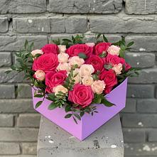 Цветочная композиция из Розы в коробке в Тбилисской