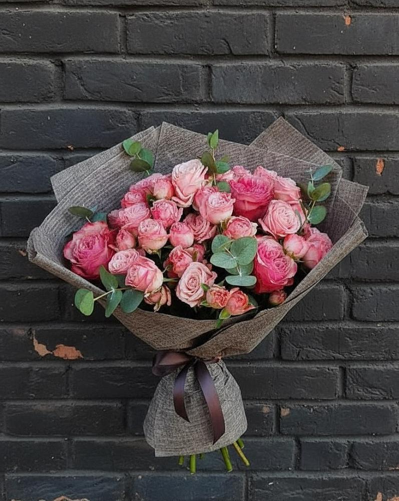 Букет цветов из: Розы в Тбилисской