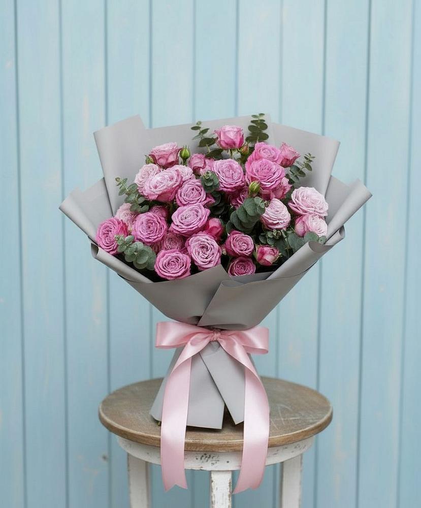 Букет цветов из: Розы в Тбилисской