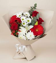 Букет цветов из:  Розы, Хризантемы, Герберы и Лилии в Тбилисской