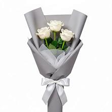Букет 3 белые розы в Тбилисской