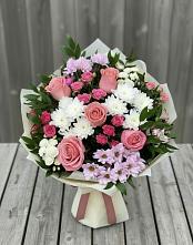 Букет цветов из:  Альстромерии, Гвоздики, Розы и Хризантемы в Тбилисской