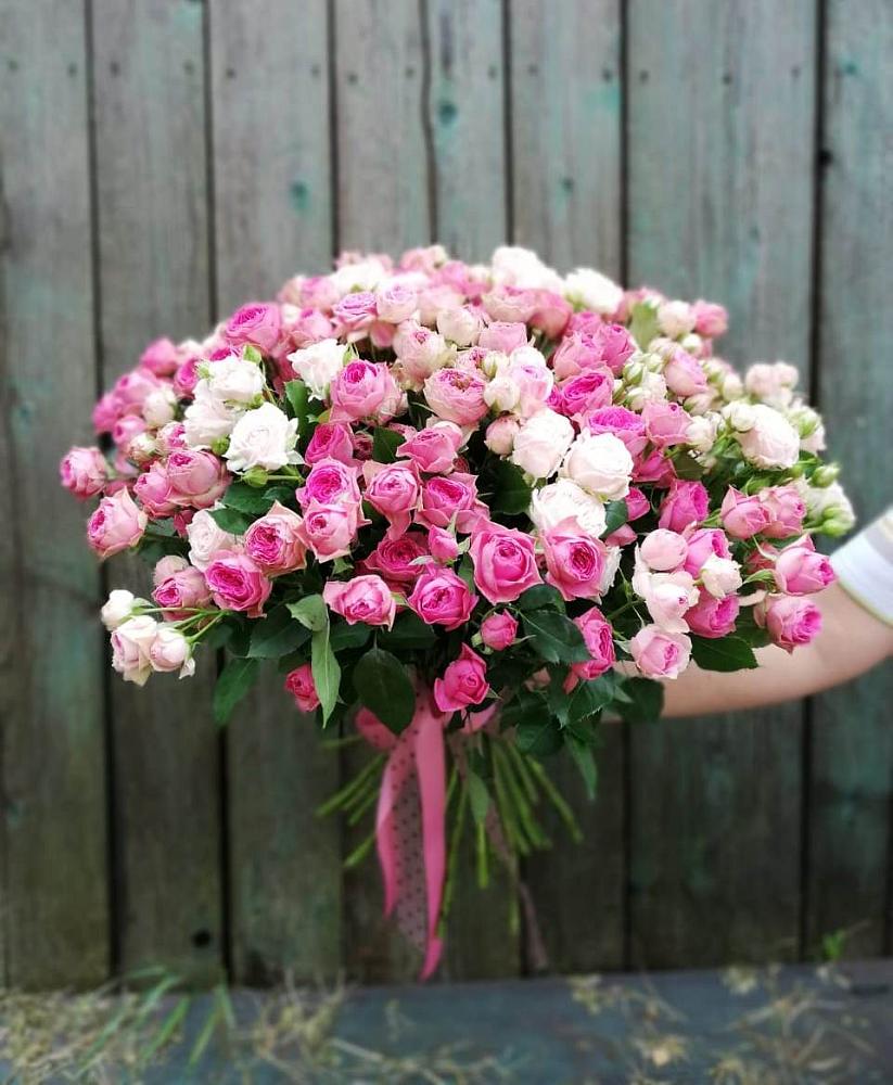 Букет Розовые кустовые розы Натали и Лав Лидия в Тбилисской