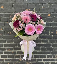 Букет цветов из:  Герберы и Хризантемы в Тбилисской