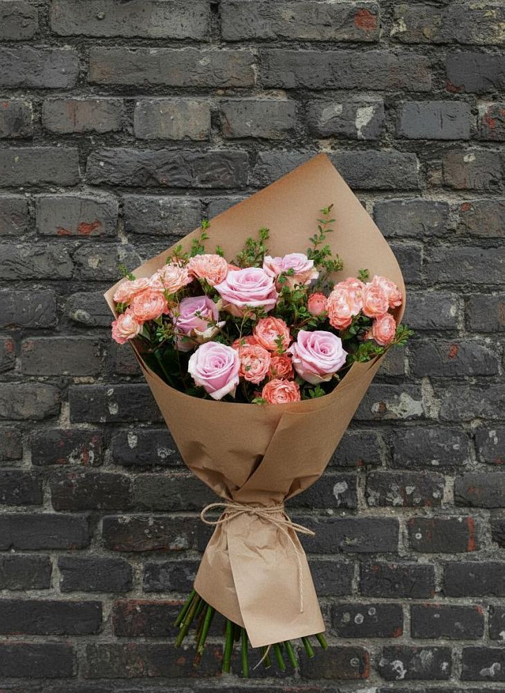 Букет цветов из: Розы в Тбилисской