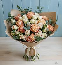 Букет цветов из:  Альстромерии и Розы в Тбилисской