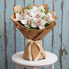 Букет цветов из:  Орхидеи и Розы в Тбилисской